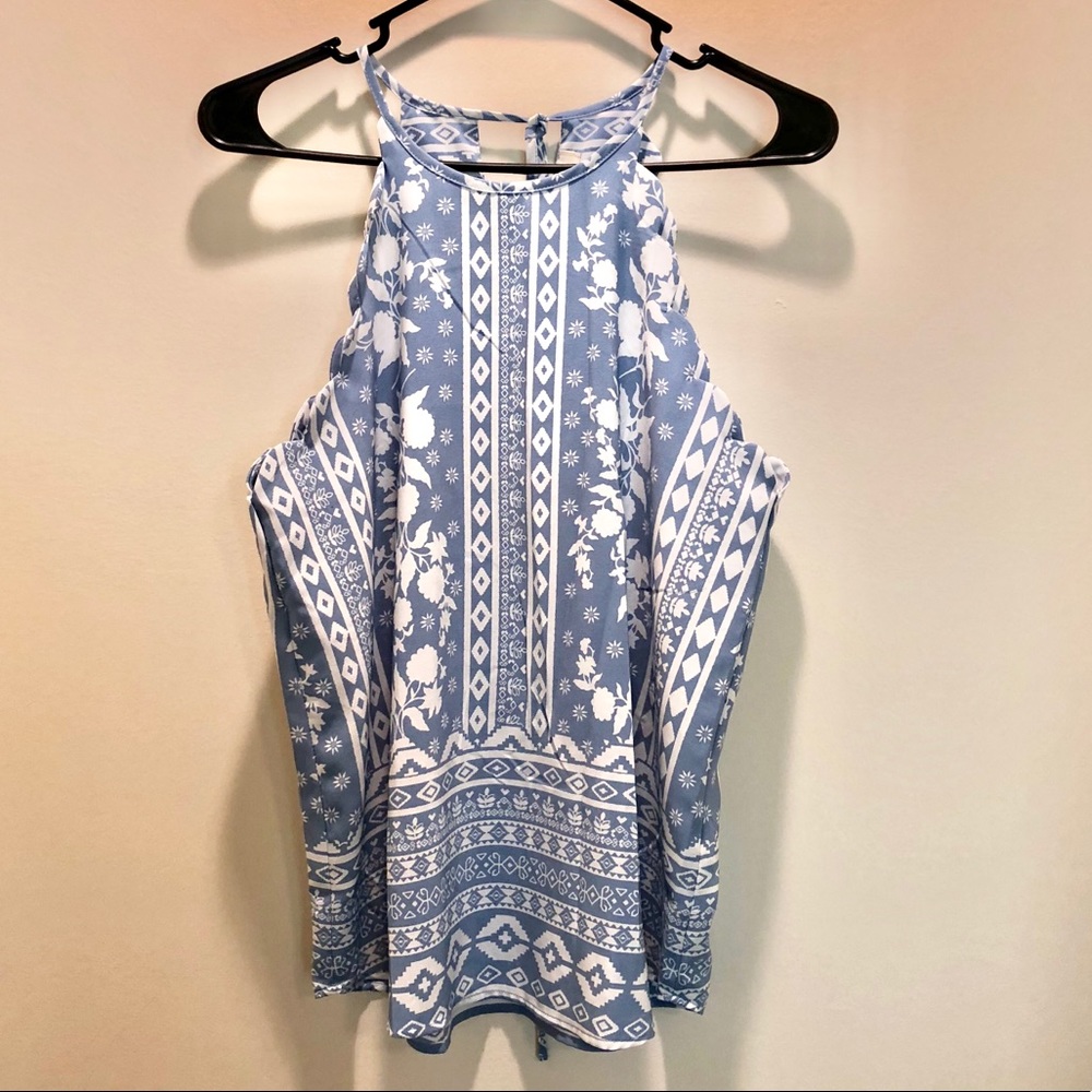 🔹Donating 11/1🔹Scalloped High Neck Tank Blouse